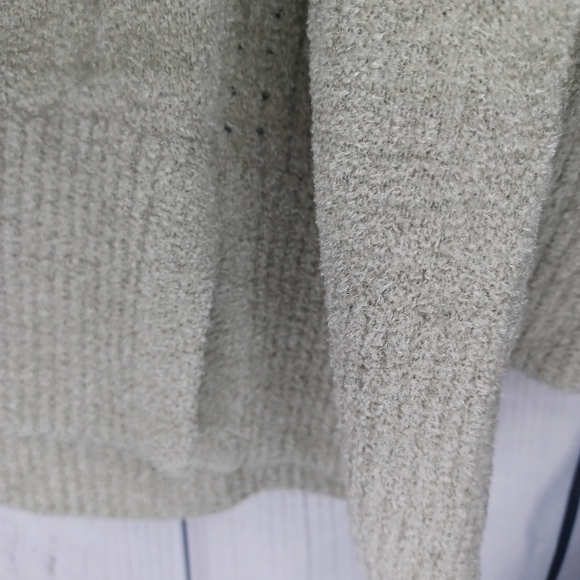 Barefoot Dreams Cozy Chic Ultra Lite Sweater Size M - Picture 7 of 14